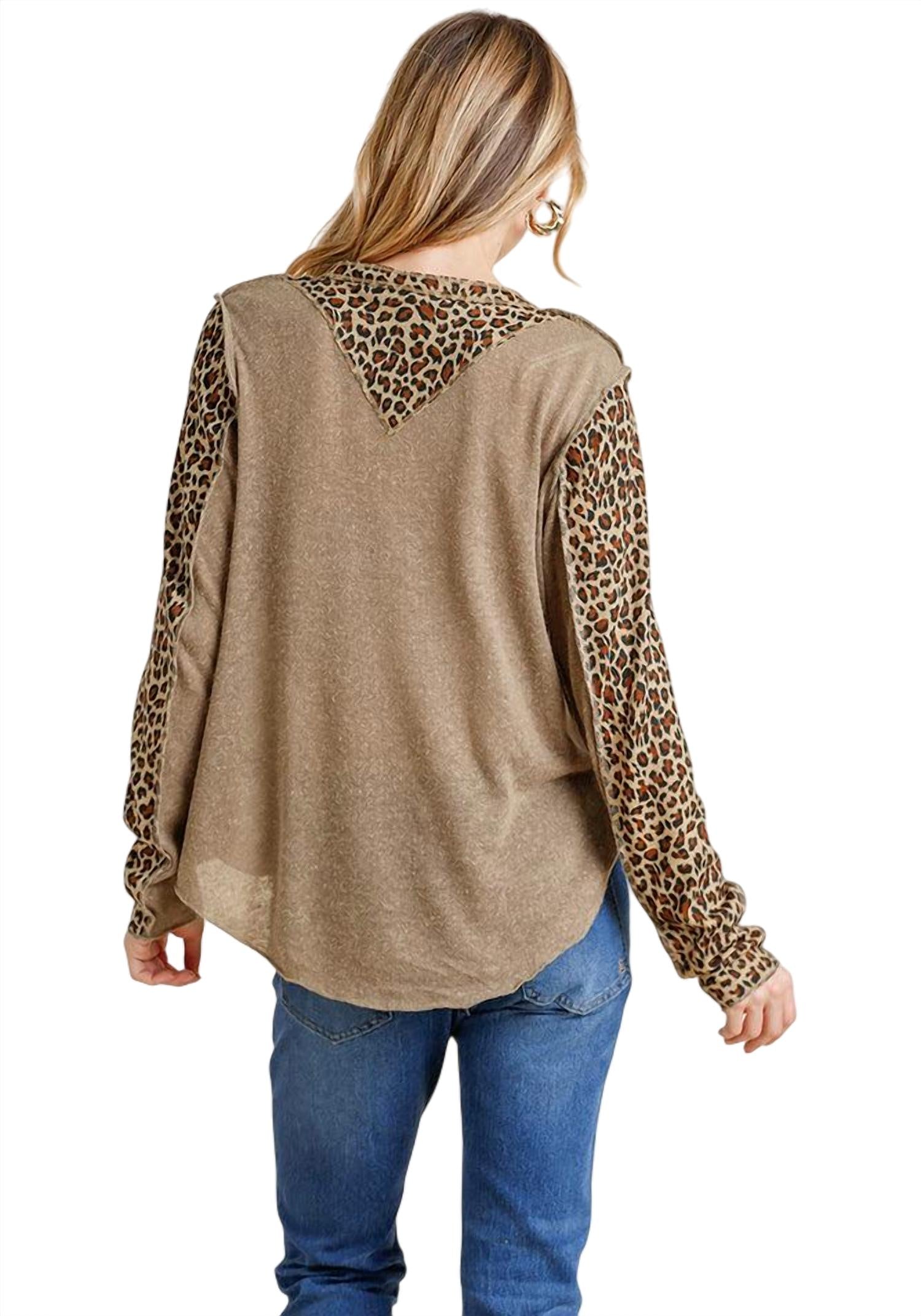 Umgee - Leopard Trimmed Top