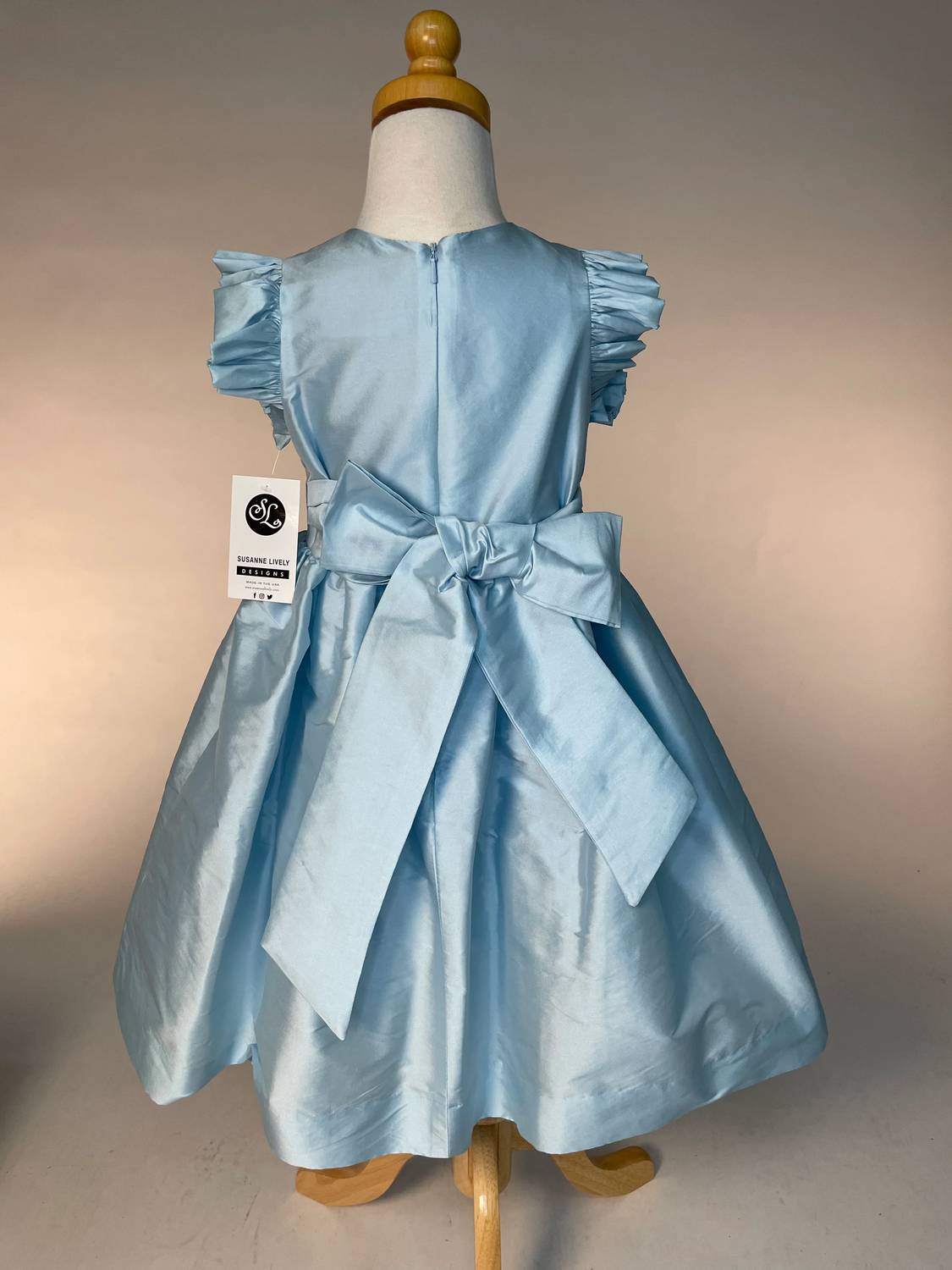 Susanne Lively - Girl's Faux Silk Dress With Flutter Sleeve