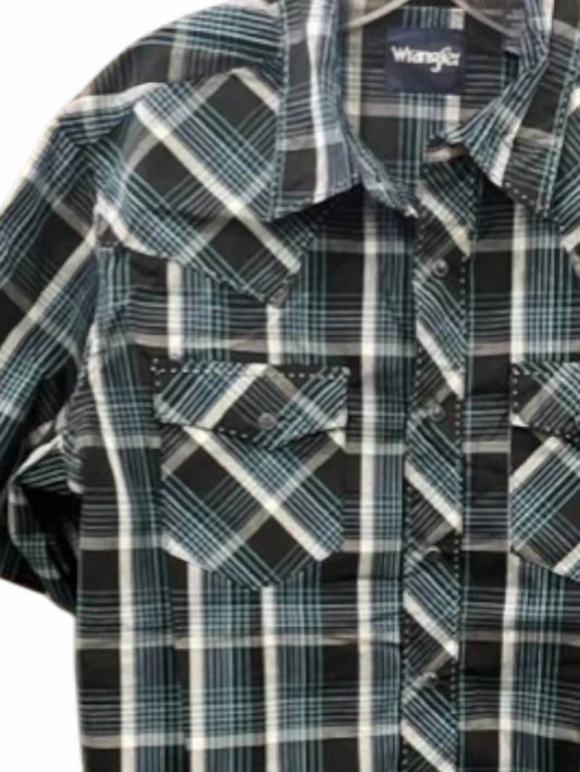Wrangler - Men's Plaid Short Sleeve Shirt