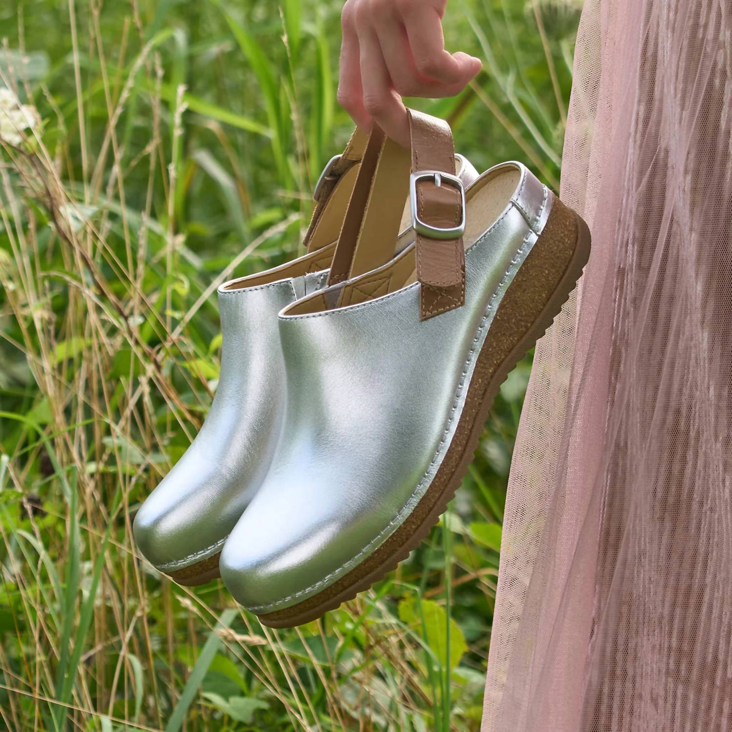 Dansko - Women's Merrin Slingback Clogs