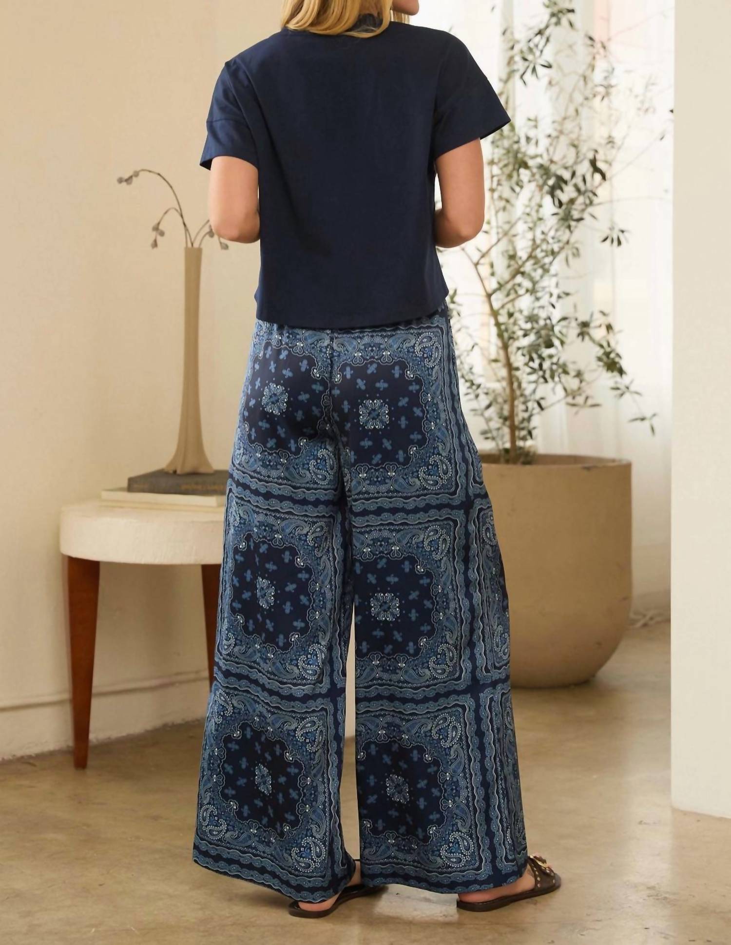 Skies Are Blue - Bandana Print Pants