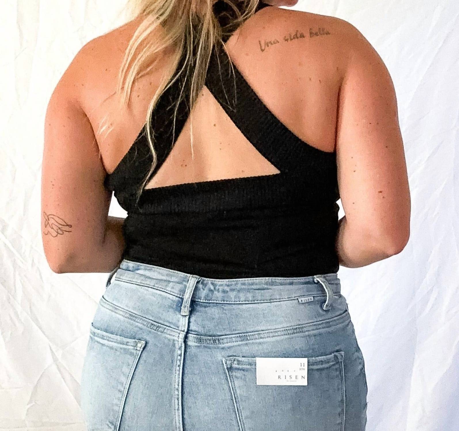 Le Lis - Saylor Knit Halter Bodysuit