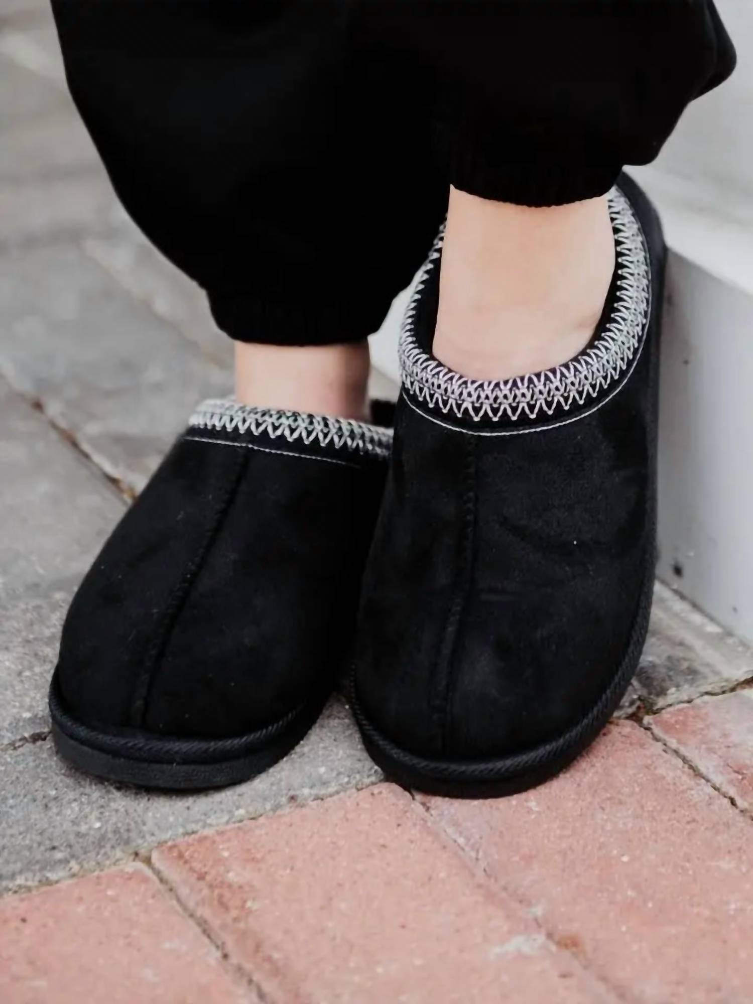 Katydid - Women's Embroidered Slip On Shoes