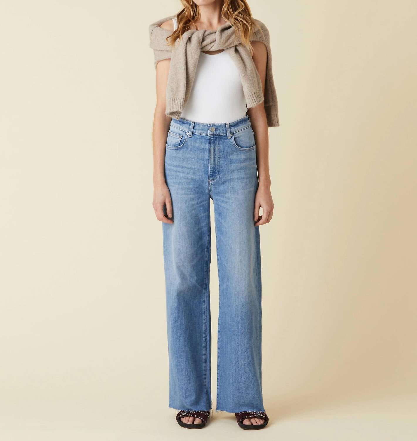 Le Jean The Column Jeans in bardot - women's jeans