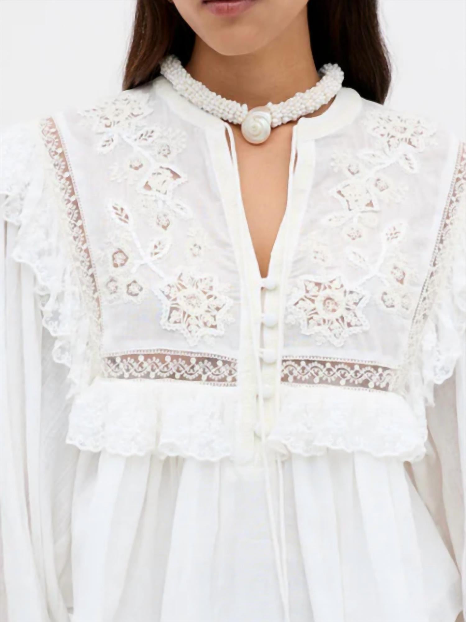 Rixo - Lilly Embroidery Diann Top