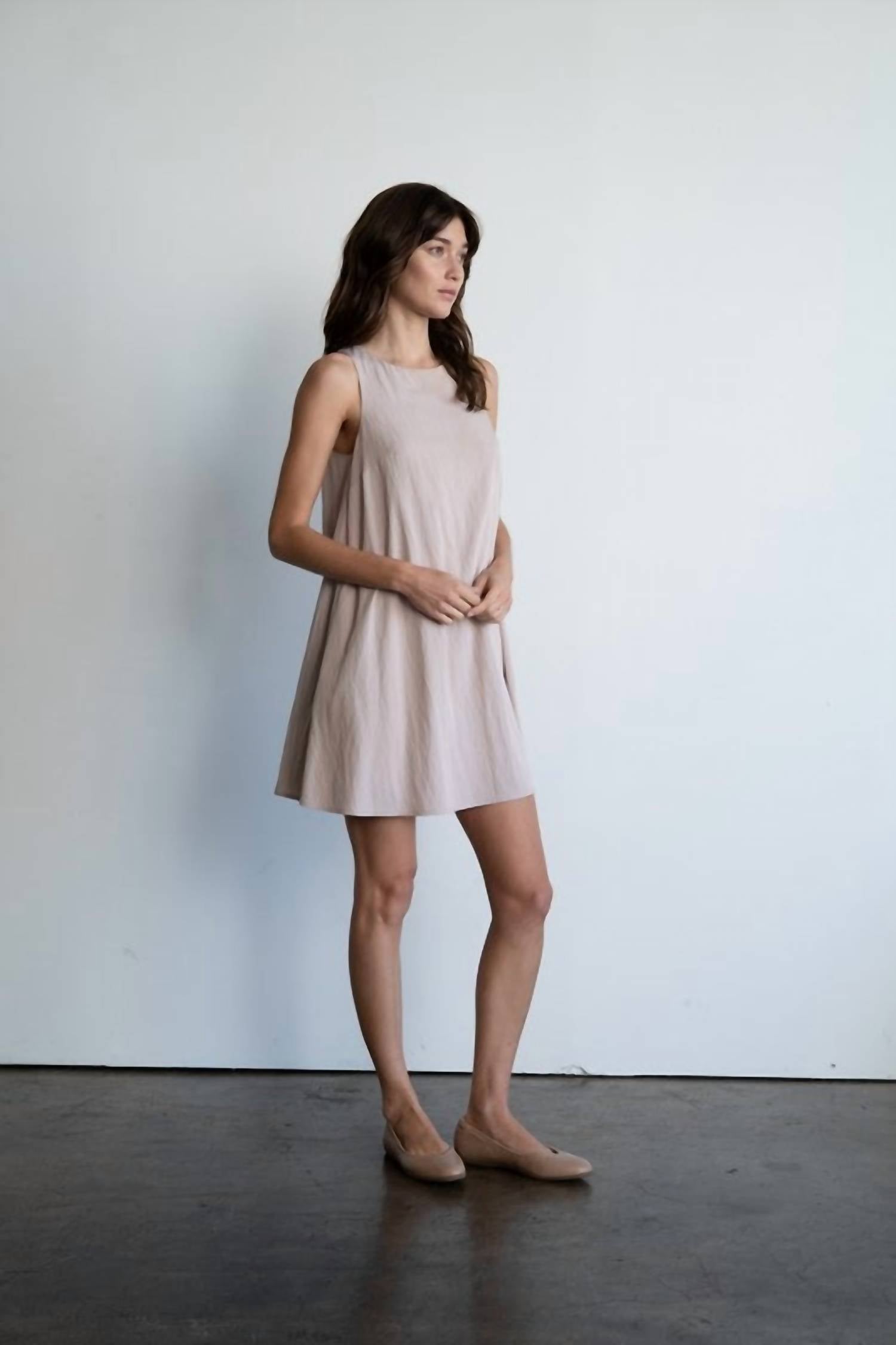 Elle Grey - Simplicity Crew Dress