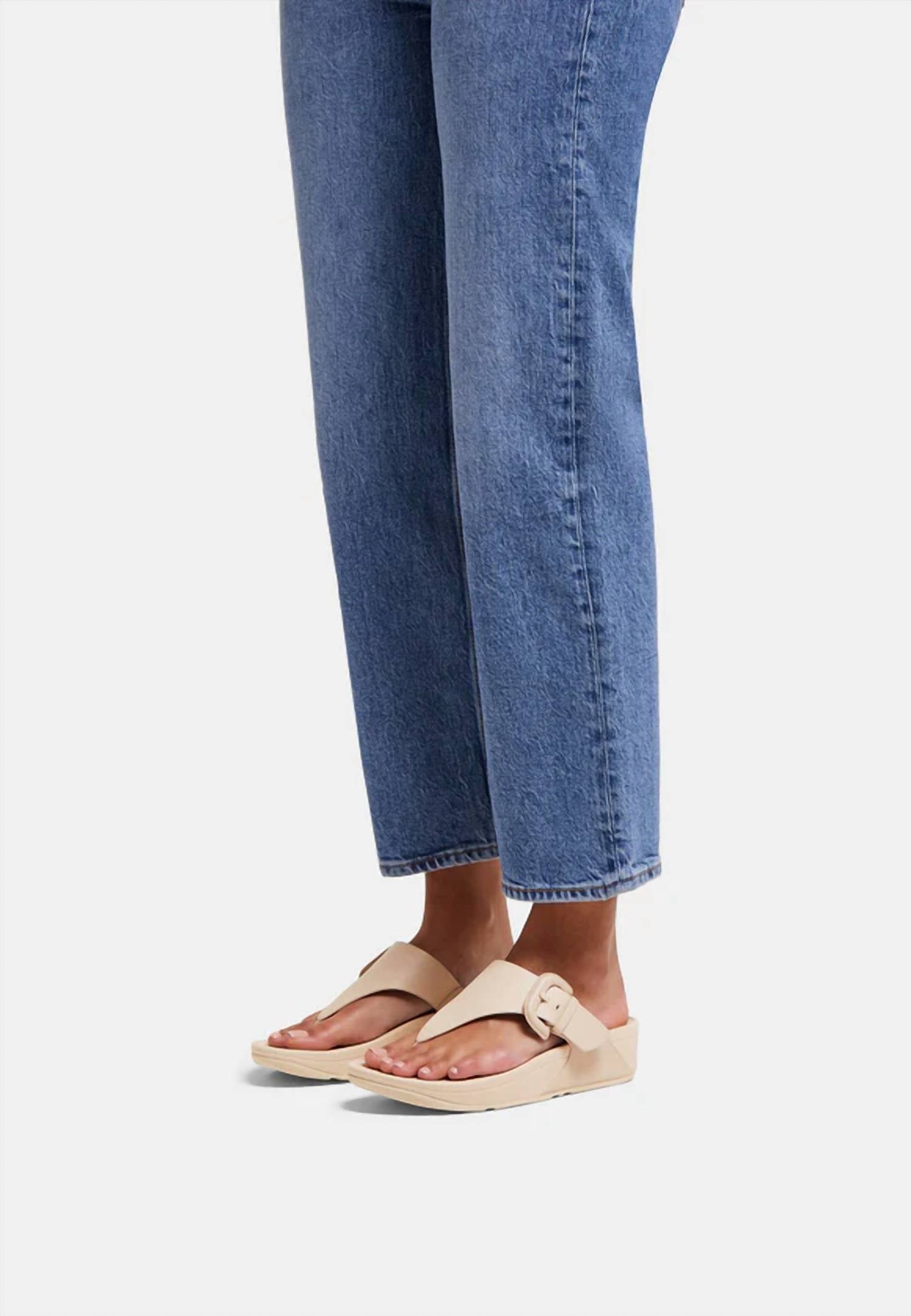 Fitflop - Women's Lulu Covered-buckle Raw-edge Leather Toe-thongs Sandals