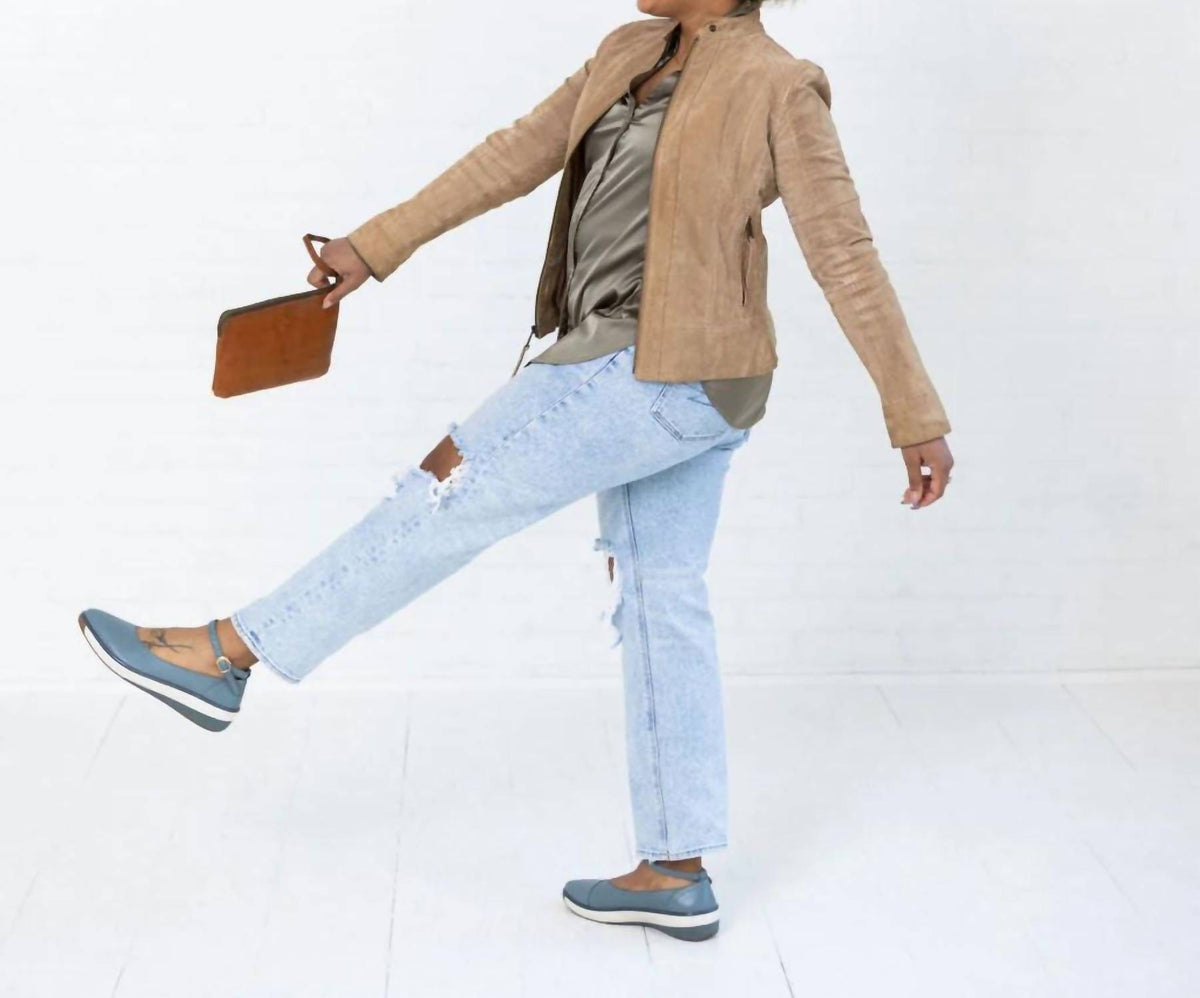 Soleni Shoes - Women's Ruth Flat Shoes