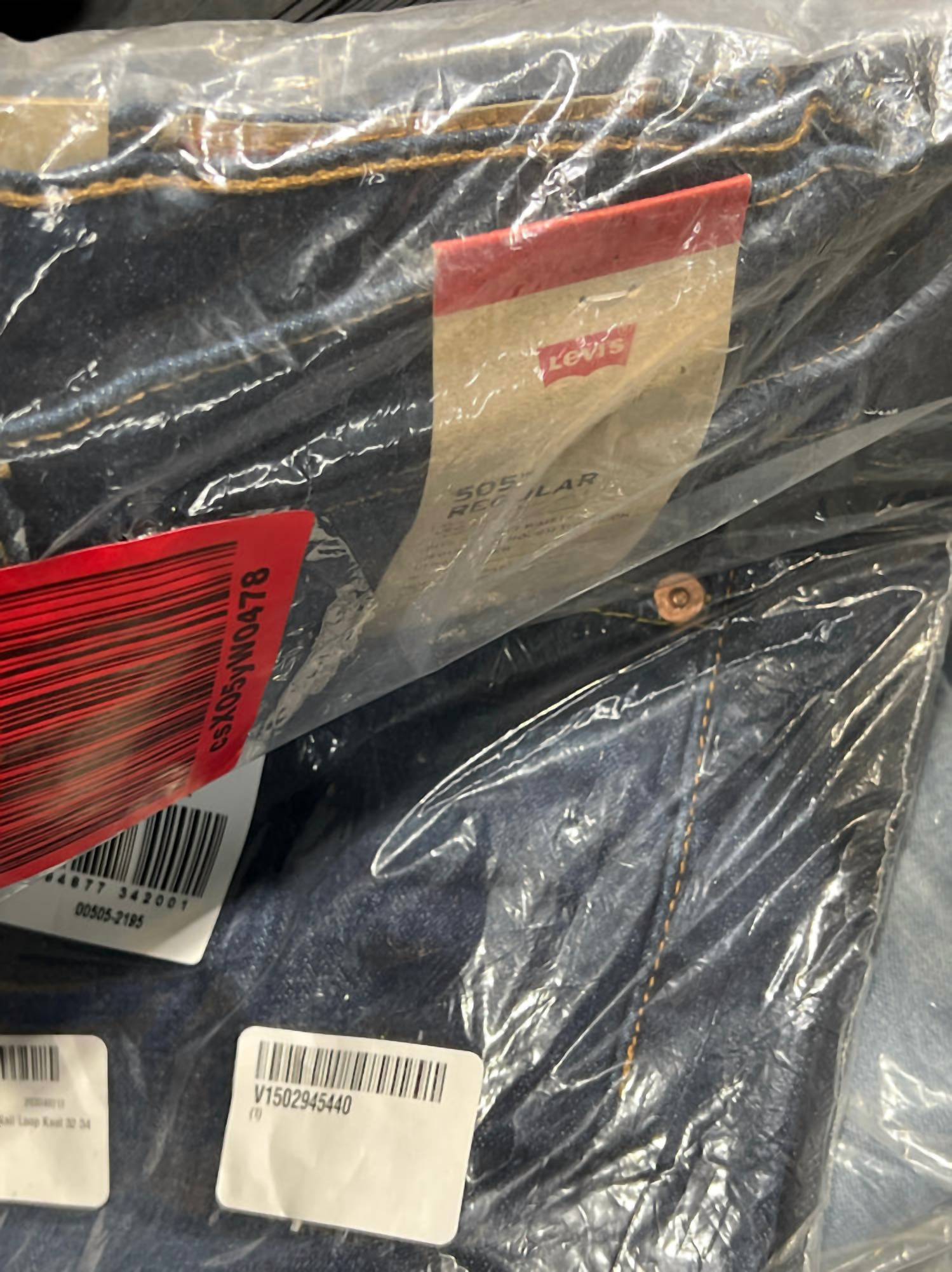 Levi'S - Men's 505 Regular Fit Jeans