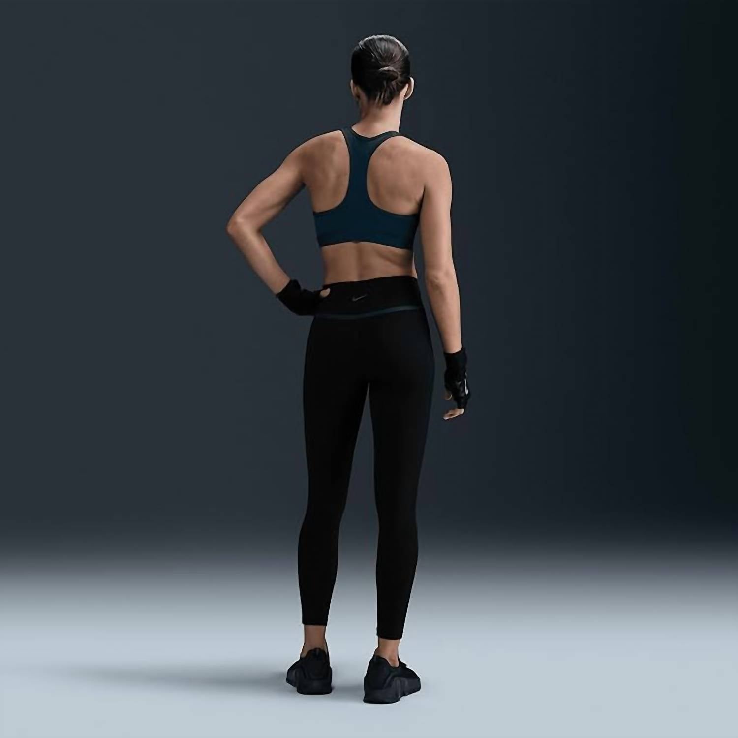 Nike - Women's High-waisted Ankle Leggings