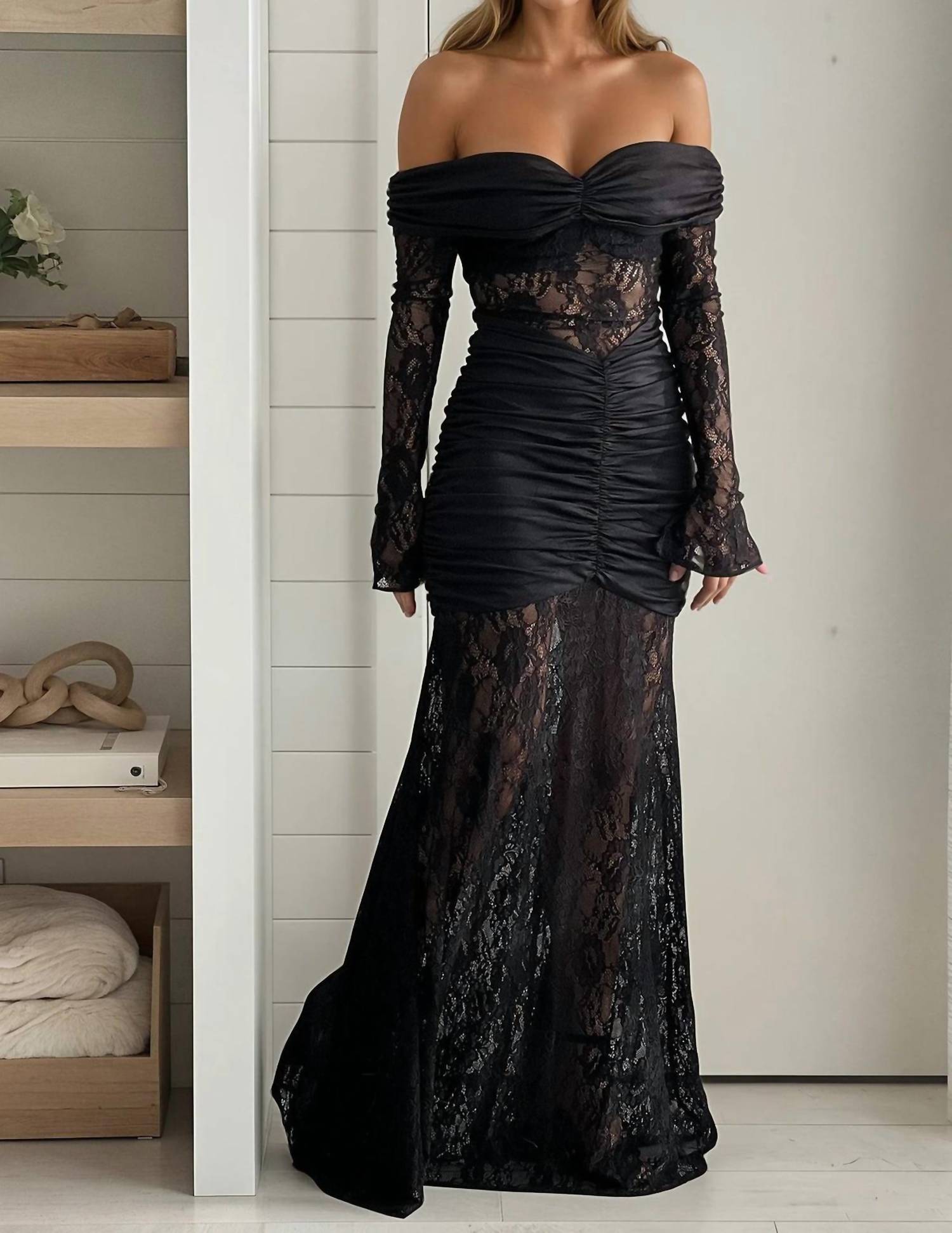 Luxxel - Theodora Dress