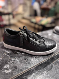 Gelato - Women's Tommie Leather Sneaker
