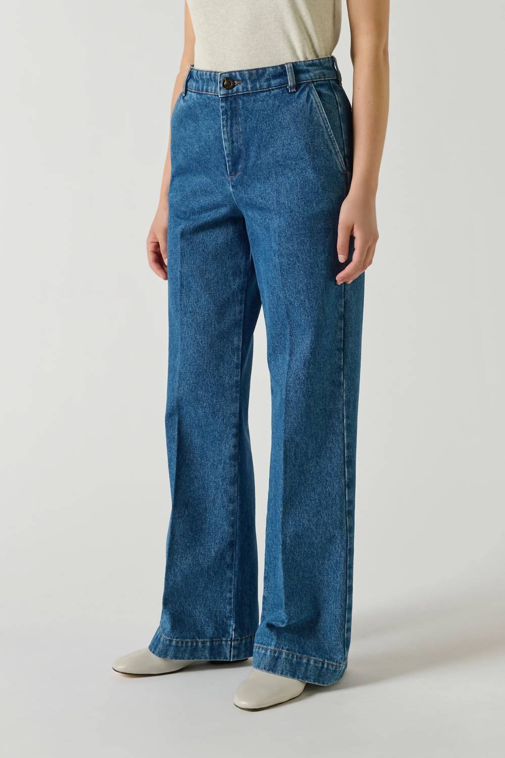 Soeur - CALIFORNIA JEAN