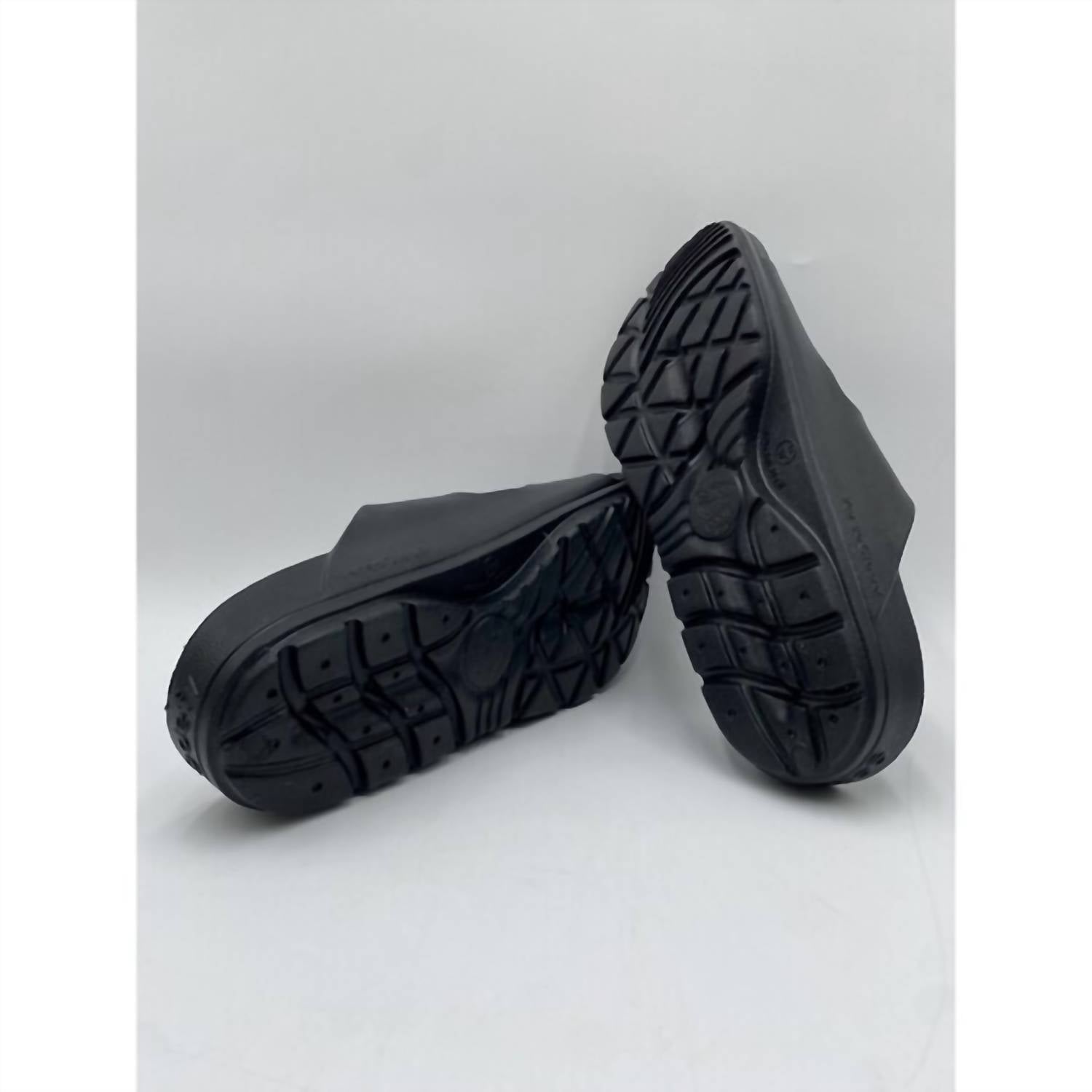 Gravity Defyer - Men's Therapeutic Sandals