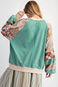 Easel Print Mix Mineral Washed Top in green - women's top - detail view