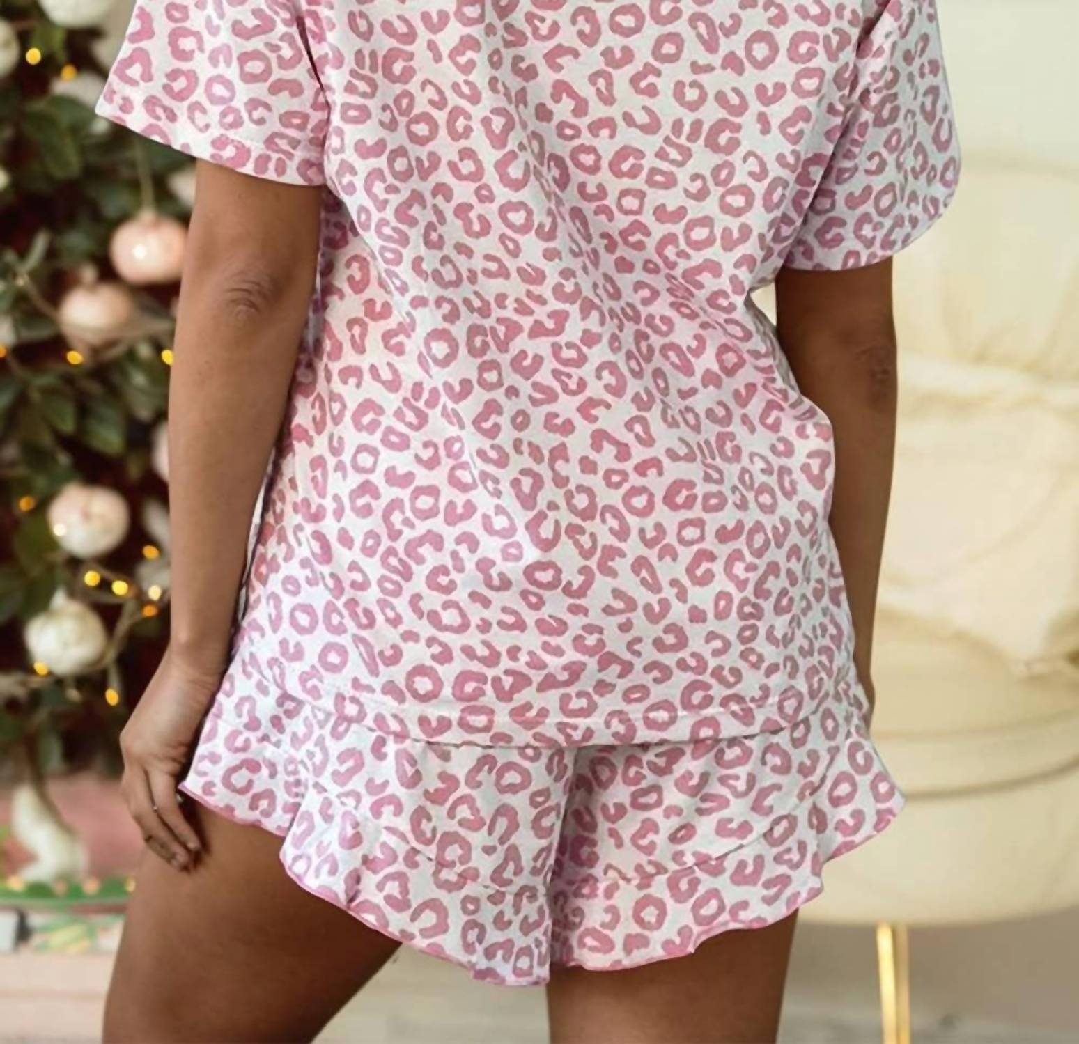 1 The Woman - Leopard Tee And Ruffled Shorts Lounge Set