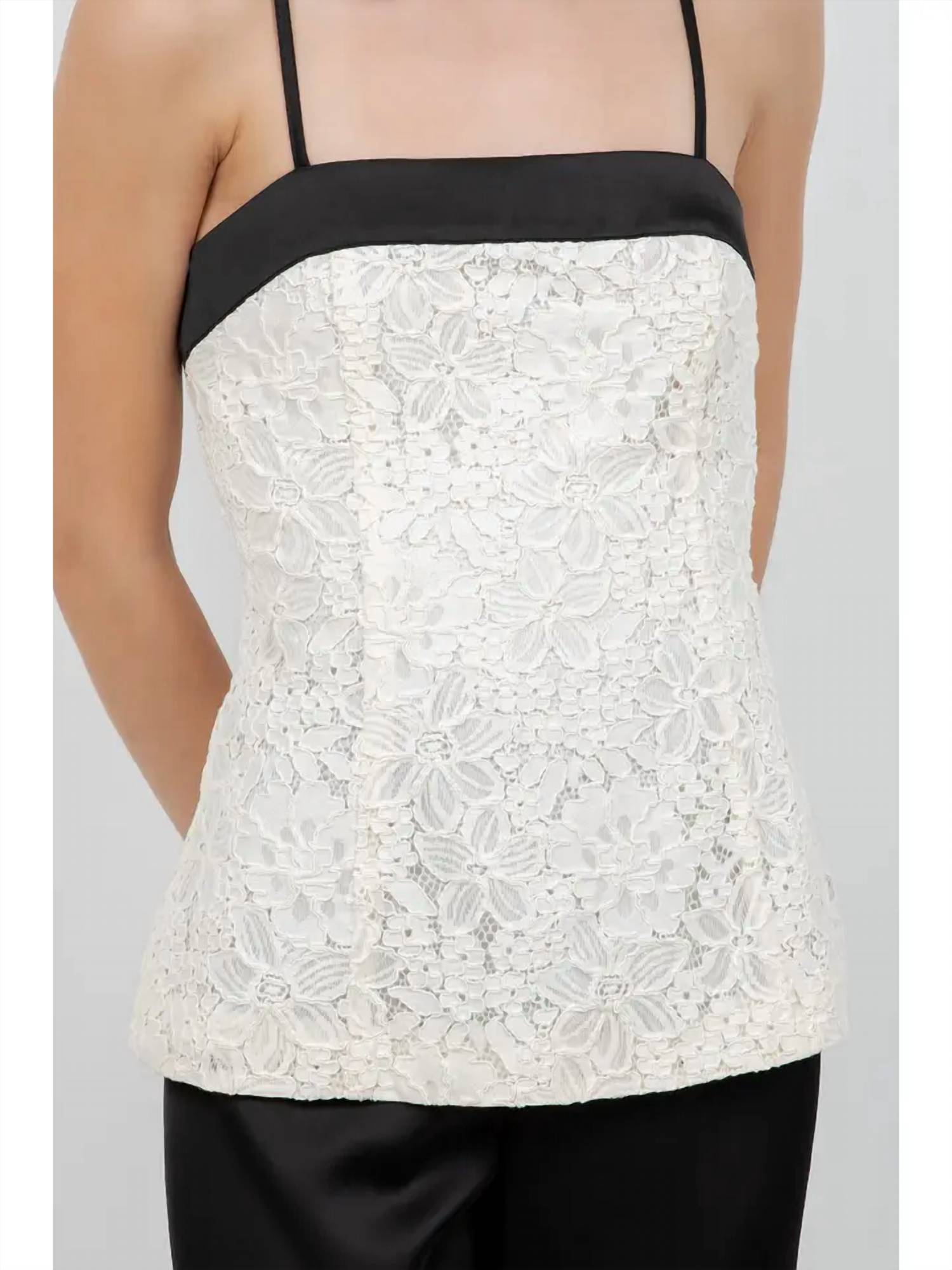 Whiteroom+Cactus - Fitted Lace Sleeveless Tank Top