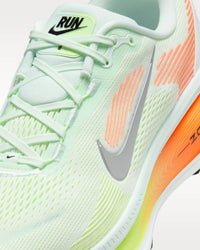 Nike - Men's Vomero 18 Road Running Shoes