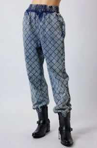 Signature8 - Quilting Stitch Jogger Pants