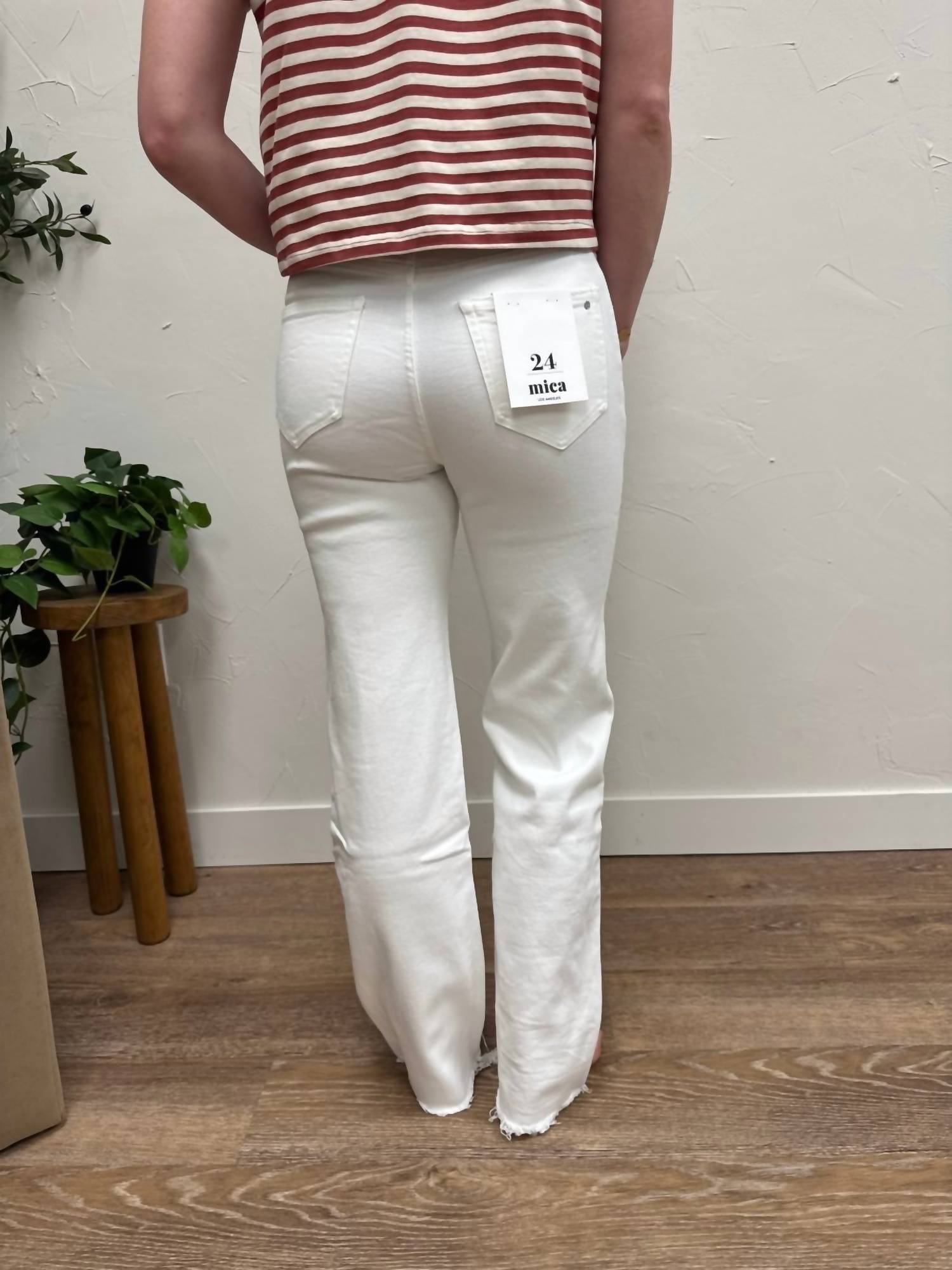 Mica Denim - High Rise Wide Leg Jeans With Raw Hem