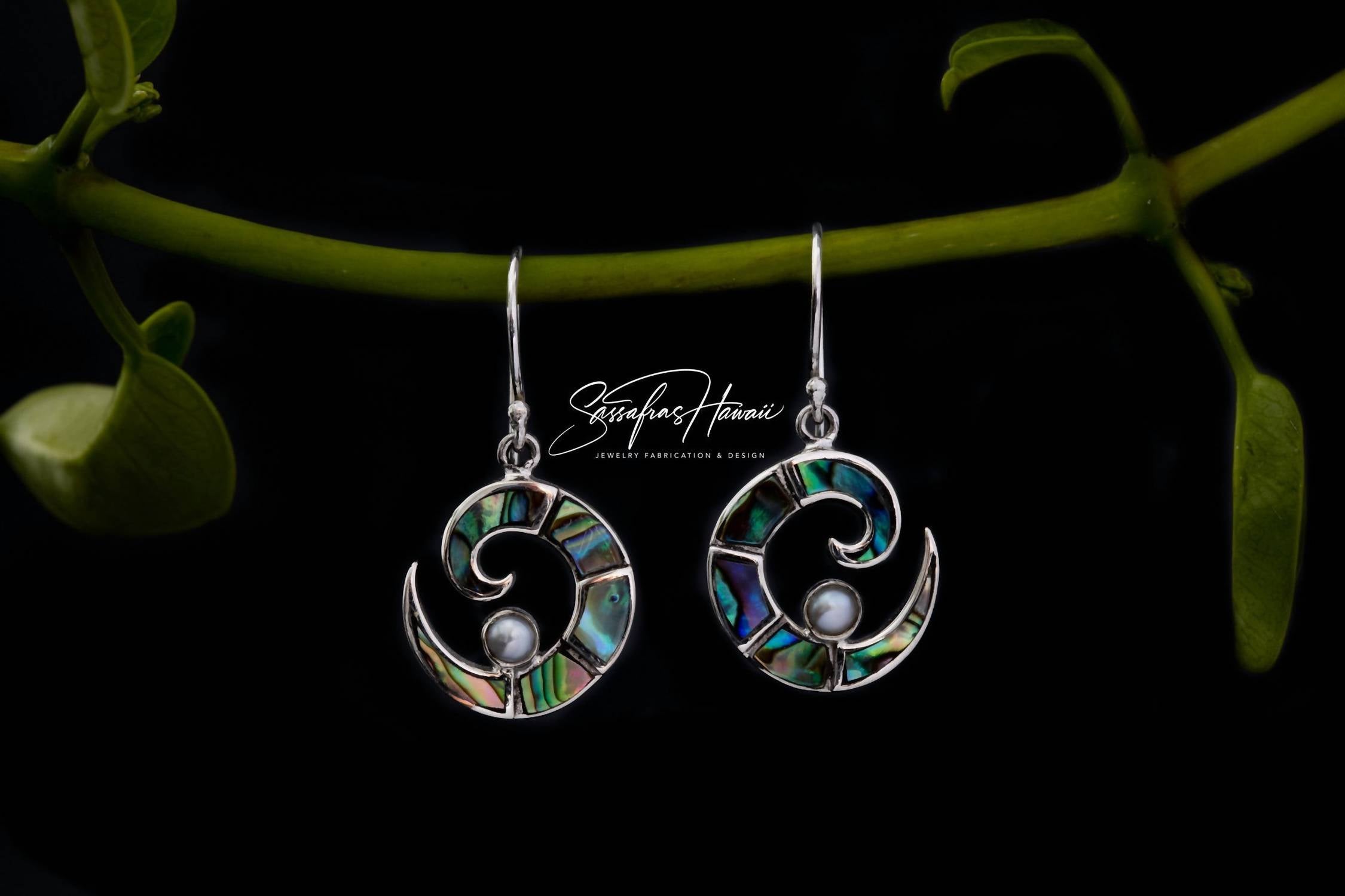 Sassafras Hawaii - Women's Drop Earrings