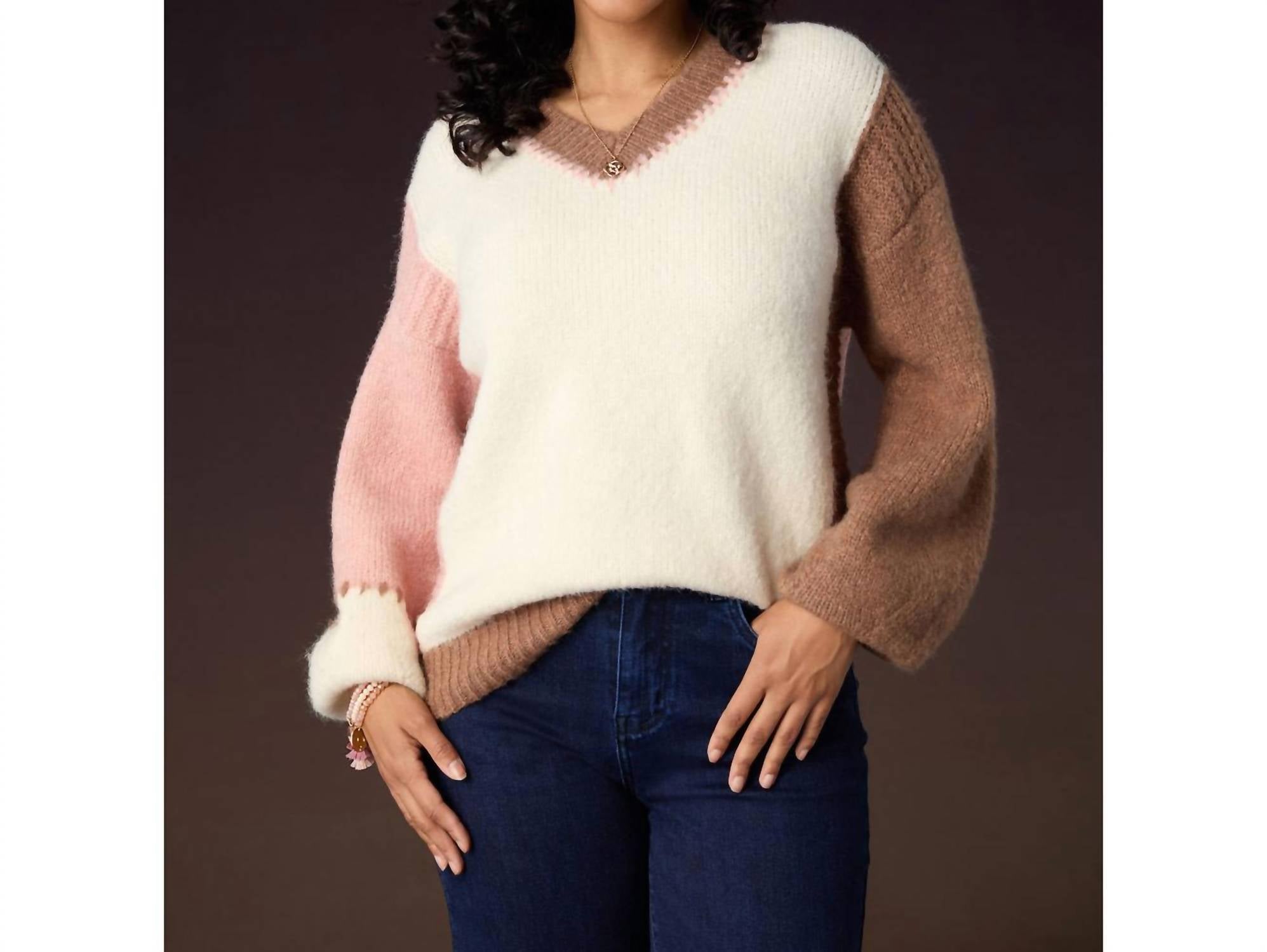Coco + Carmen - Dolores Contrast Sleeves V-neck Sweater