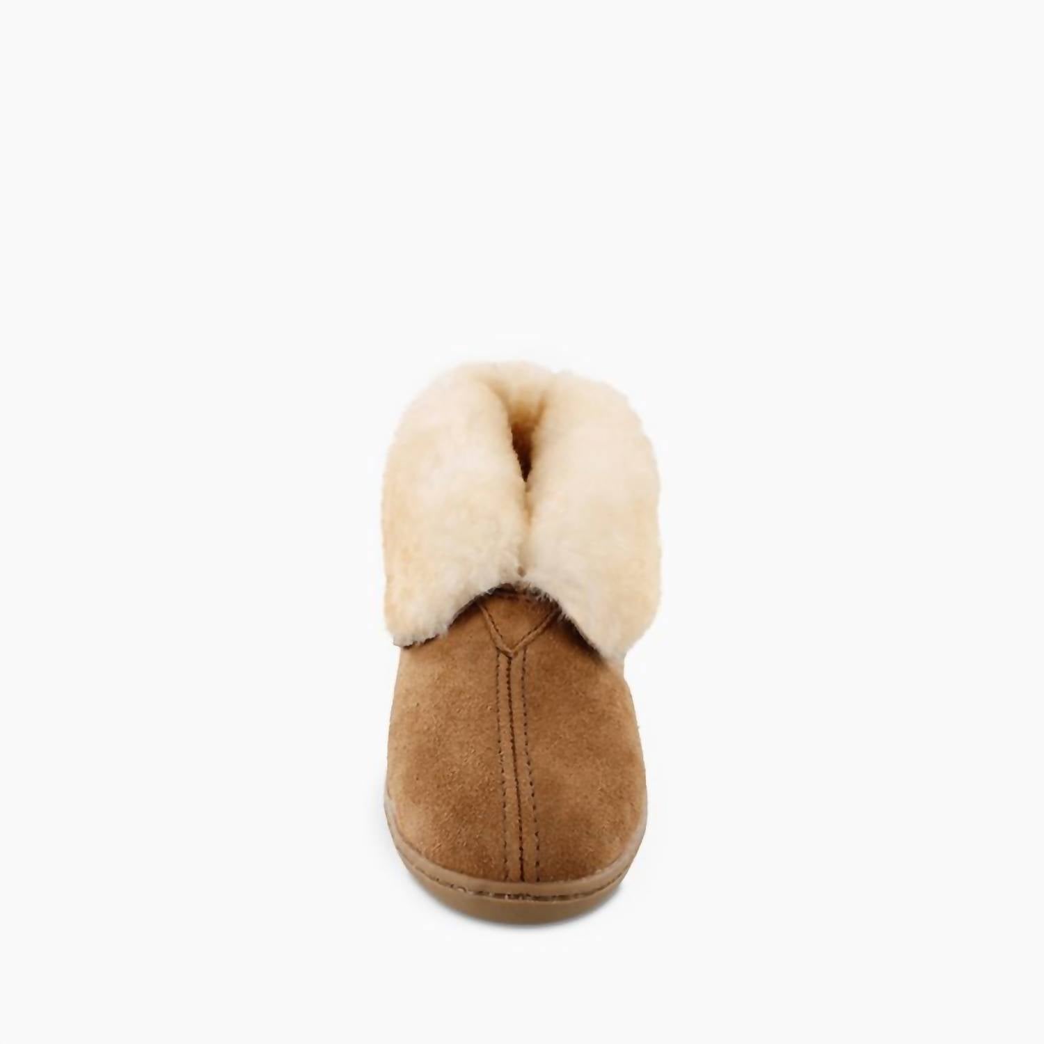 Minnetonka - Women's Sheepskin Wide Ankle Moccasin Boot