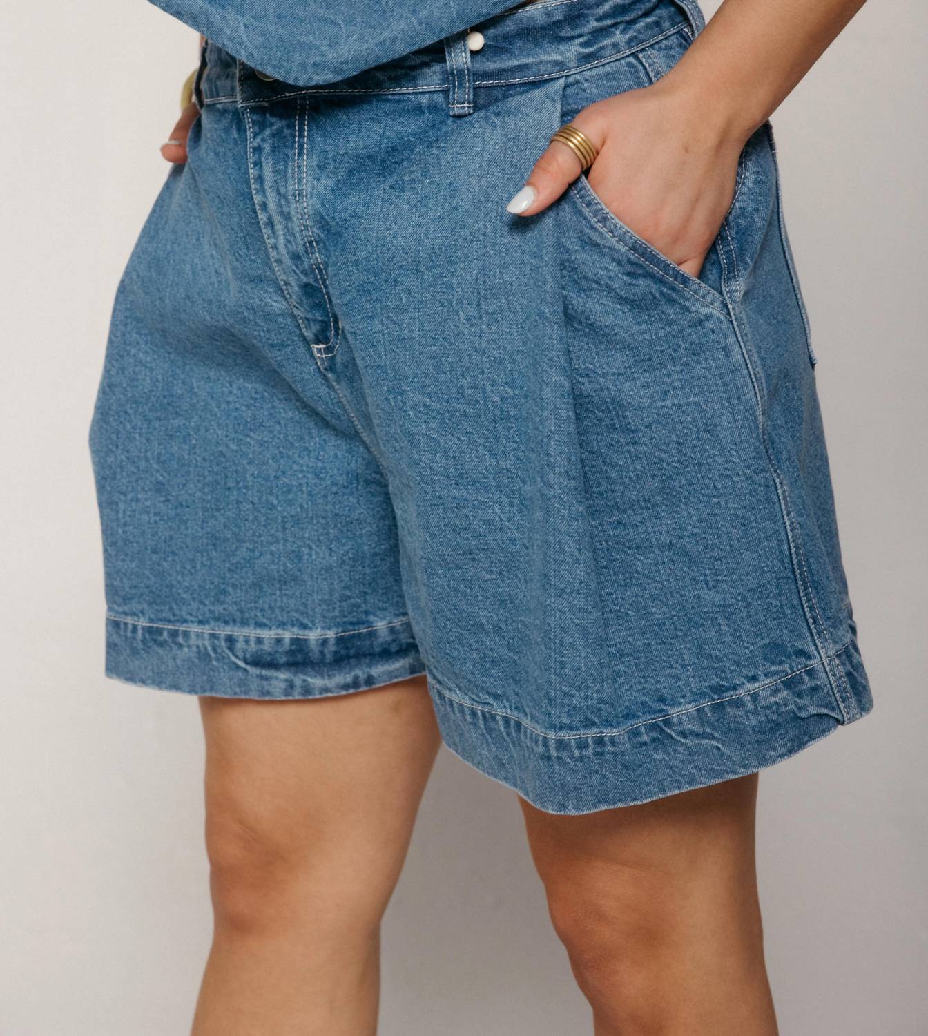 Sixxta - High-rise Classic Denim Short