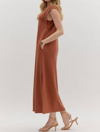 Entro - Muted Muse Maxi Dress