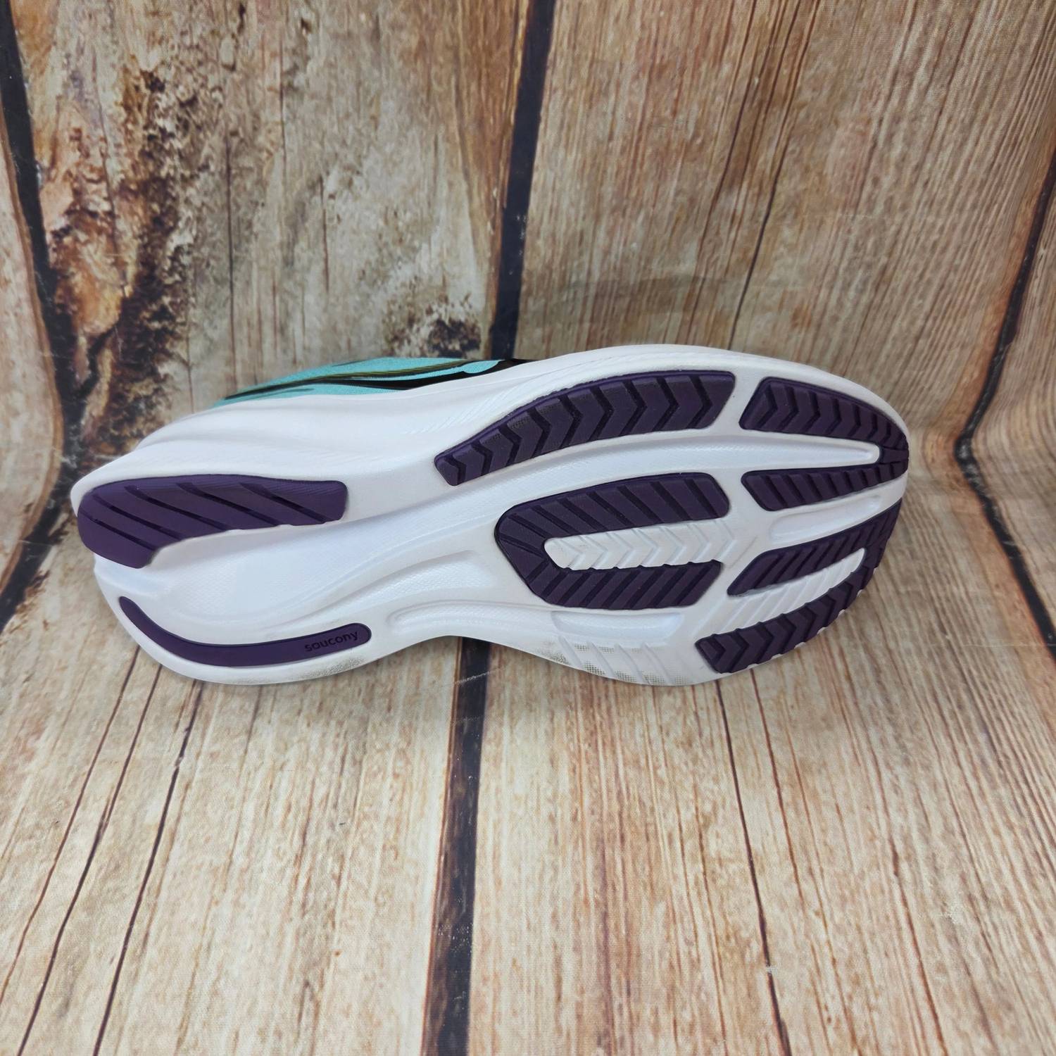 Saucony - Women's Ride 15 Sneaker