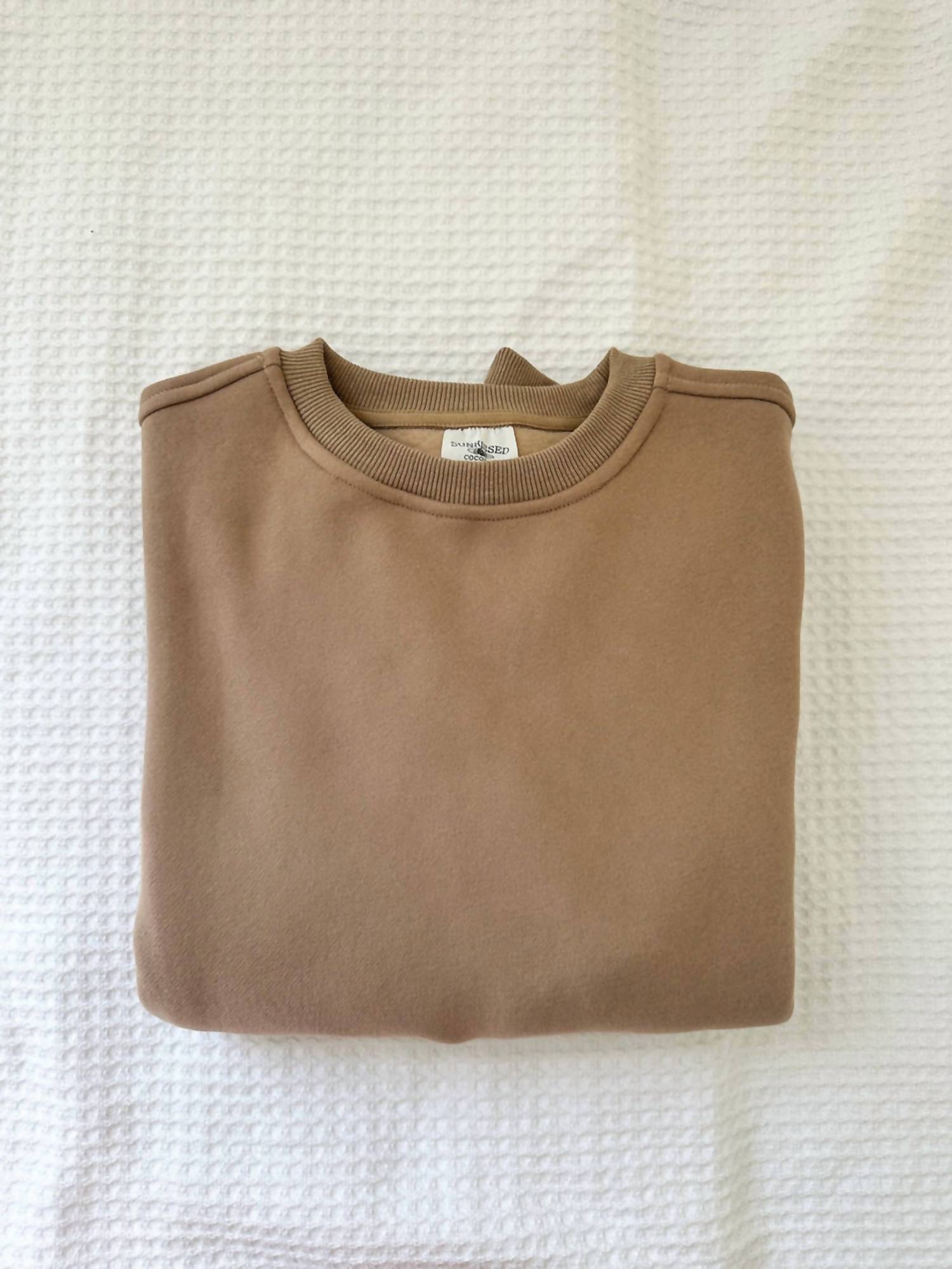 Sunkissed Coconut - Women's Basic Watercolor Sweatshirts