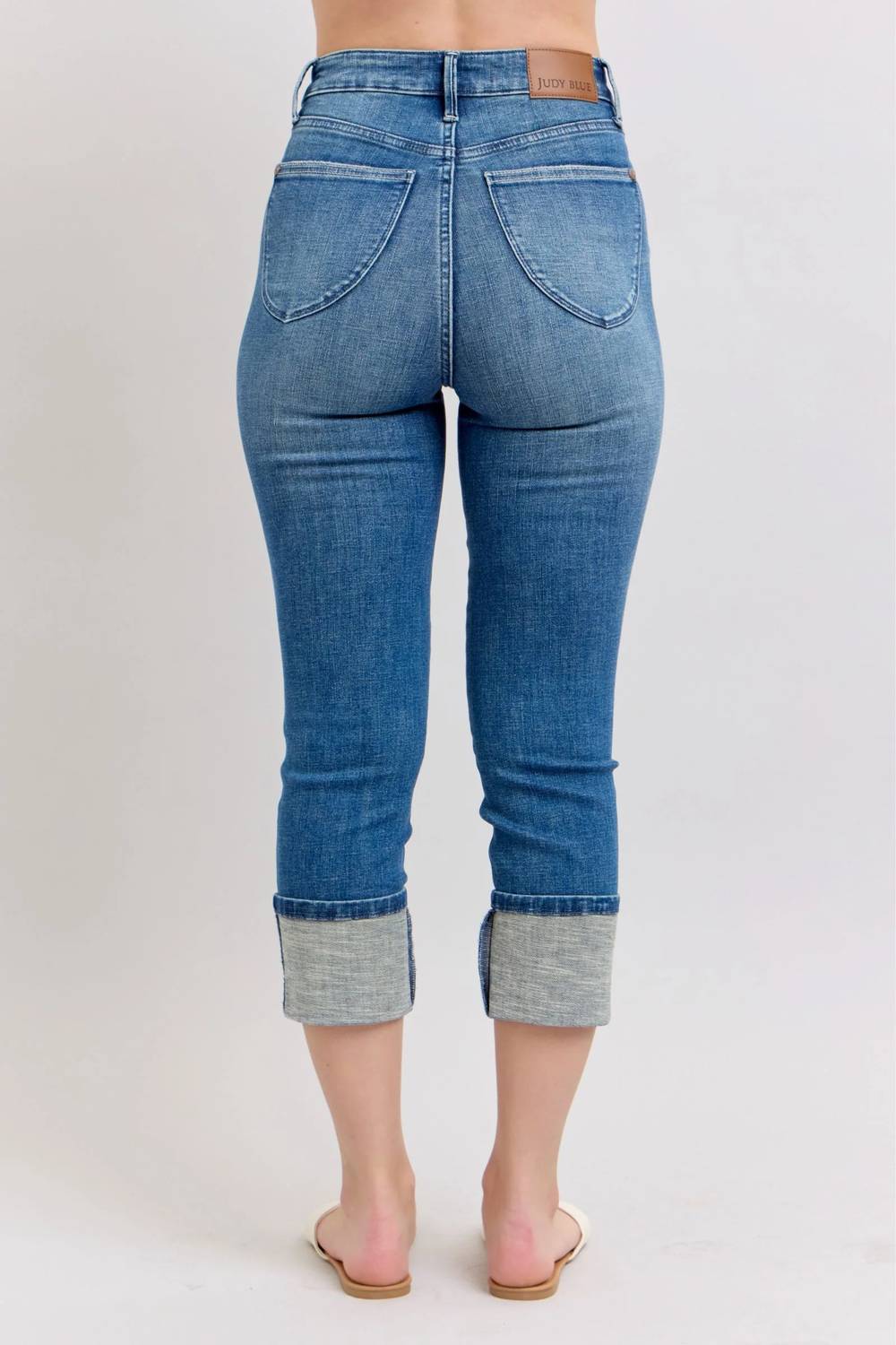 Judy Blue - Women's Eva Tummy Control Cuff Capri Jeans