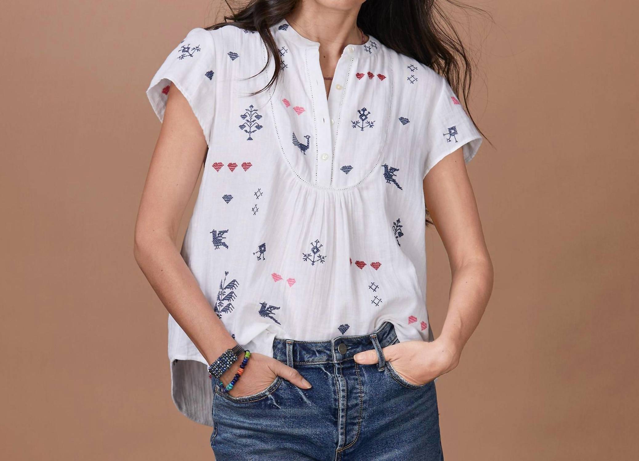 M.A.B.E. - Hibi V Neck Top