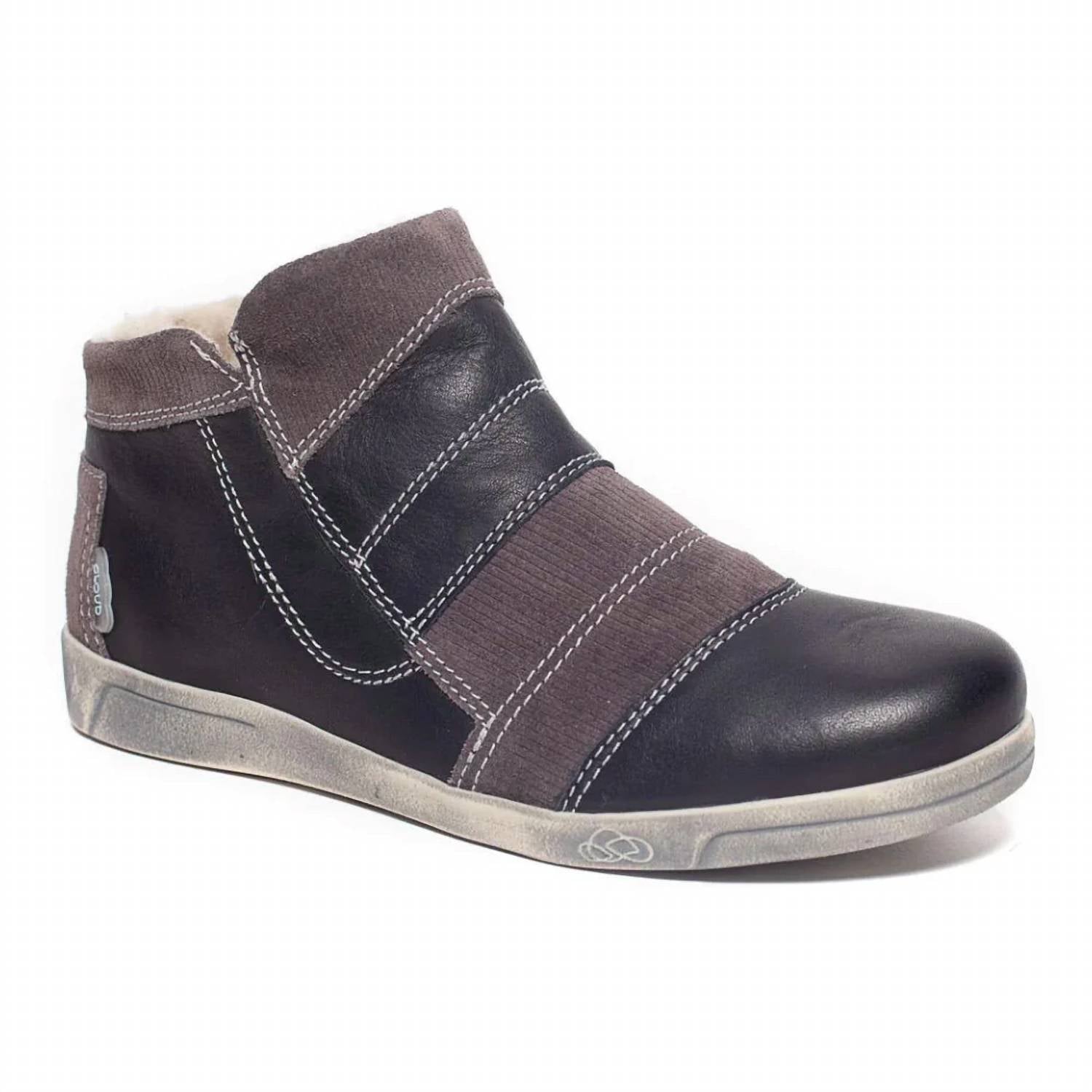 Cloud Footwear - Women's Accalia Wool Lining Boot