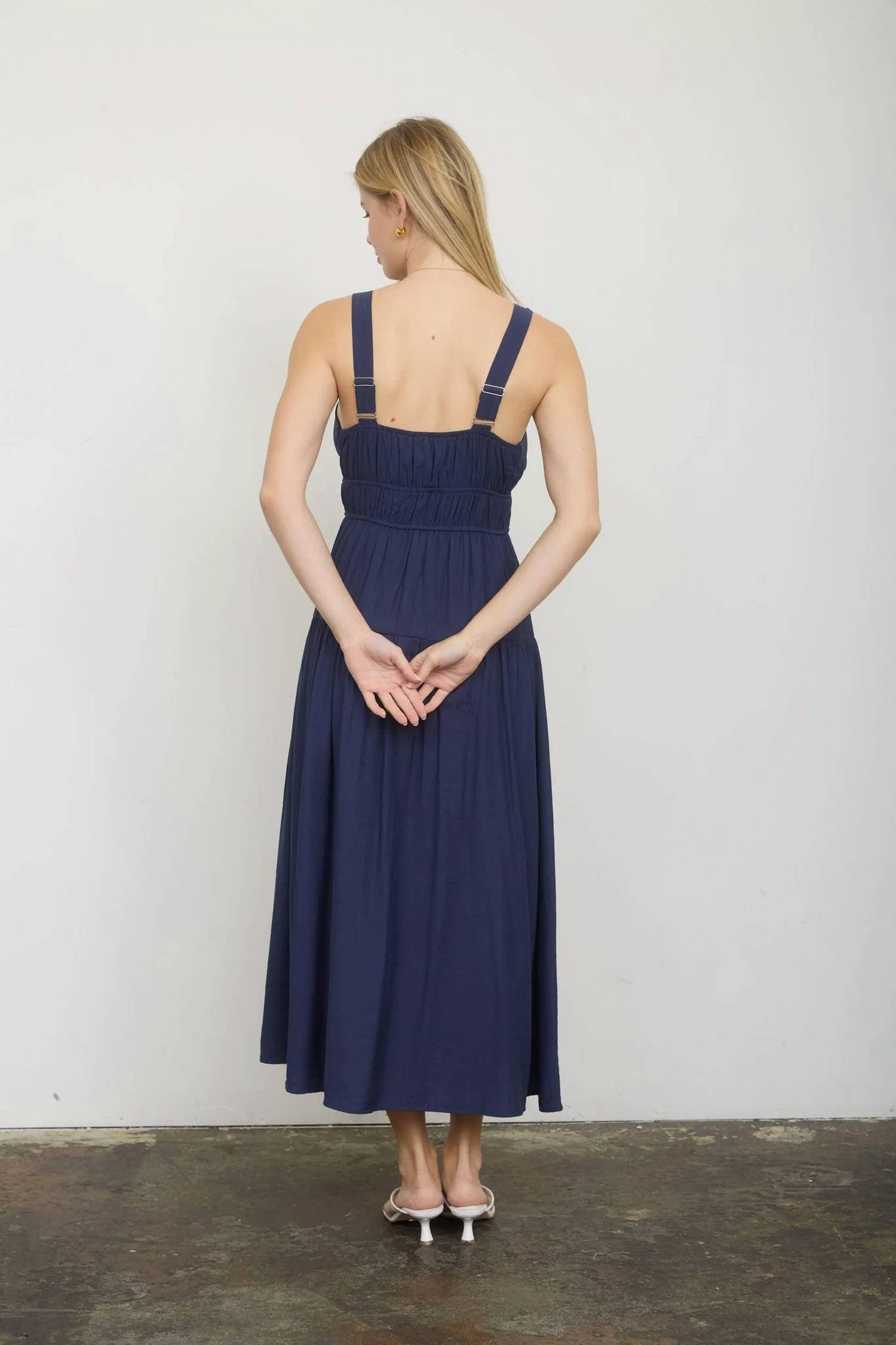 Blu Pepper - Women's Front Tie Keyhole Detail Sleeveless Midi Dress