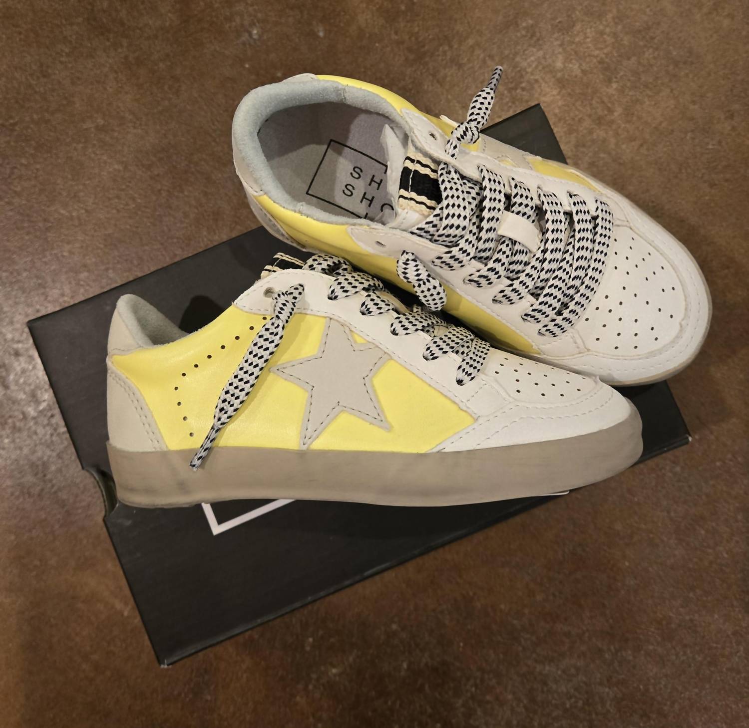 Shu Shop - Girl's Paz Star Sneaker