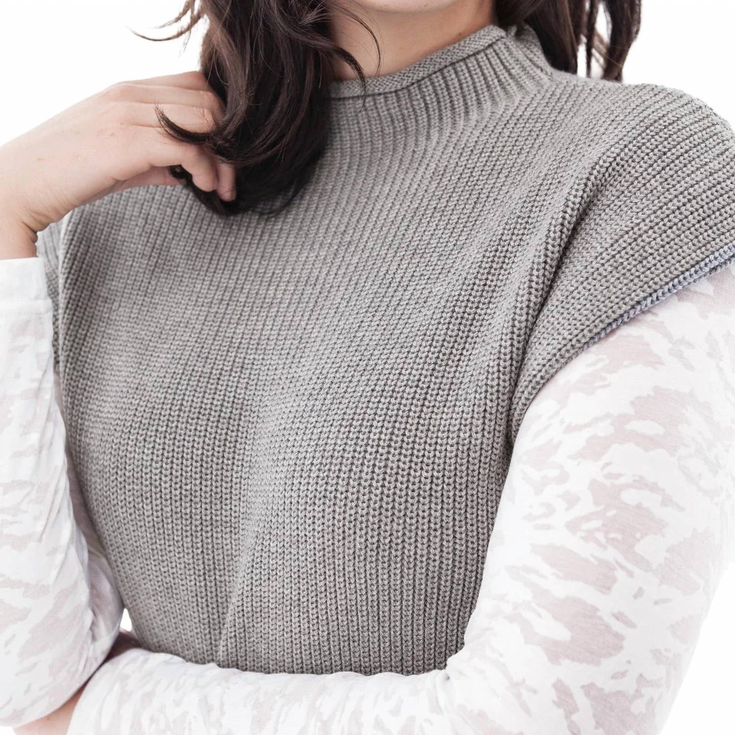 Aventura - Pine Mock Neck Vest