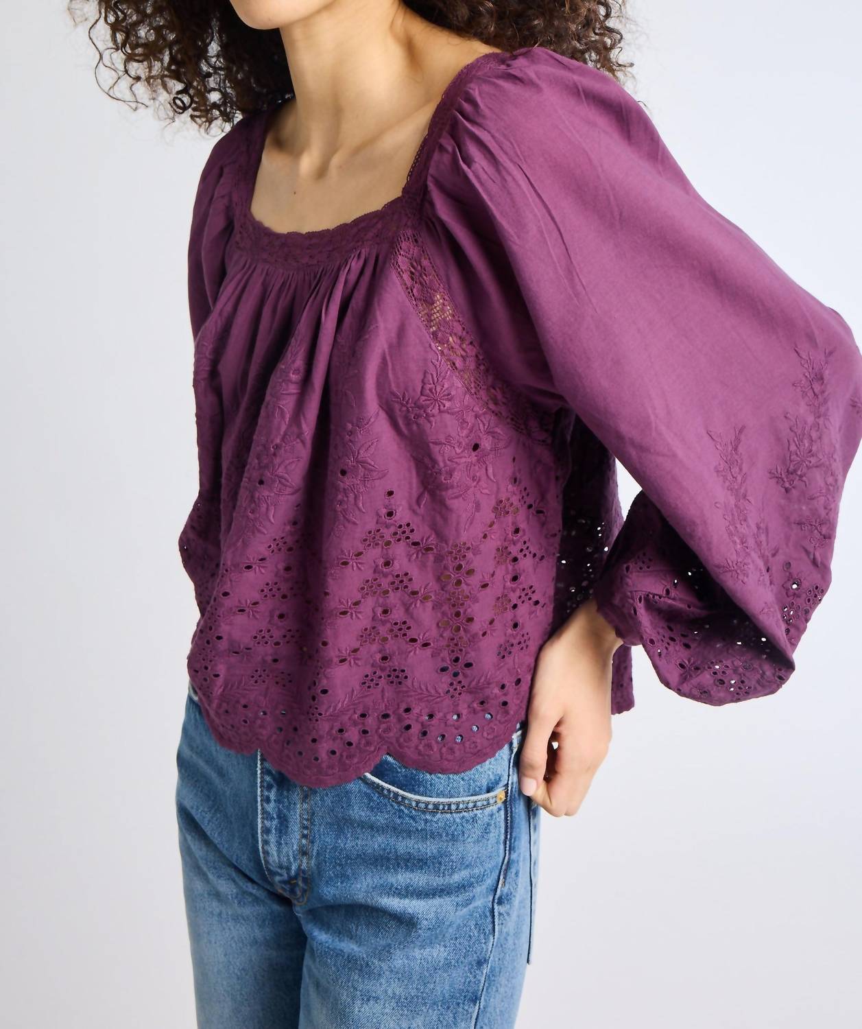 Mille - Maureen Billowy Sleeves Top