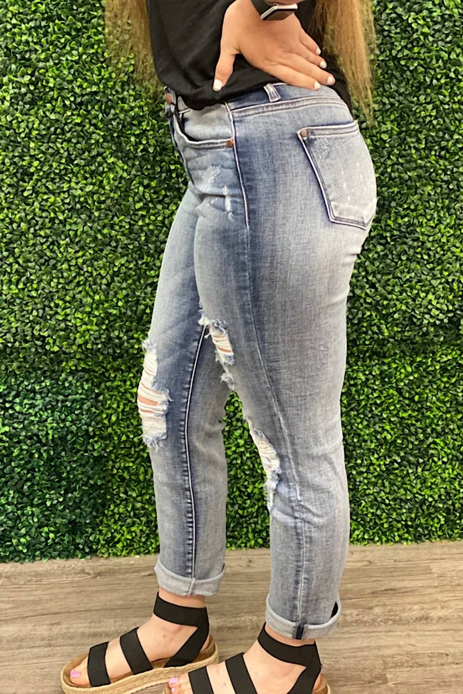 Judy Blue - Destroyed Boyfriend Jean