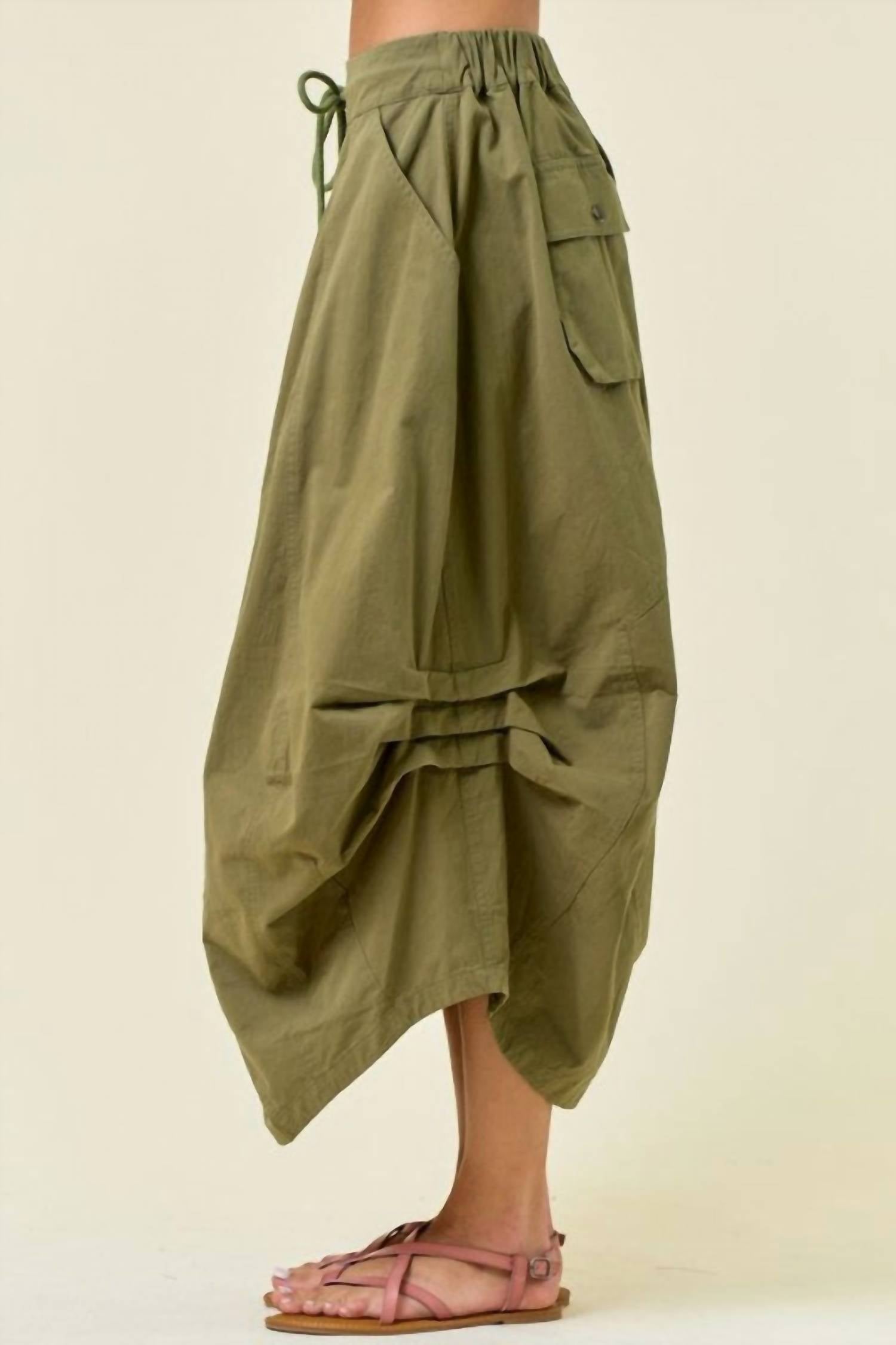 Doe And Rae - Side Tuck Detail Midi Skirt