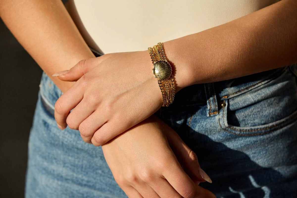 Adriana Pappas - Women's Scallop Shell Bracelet
