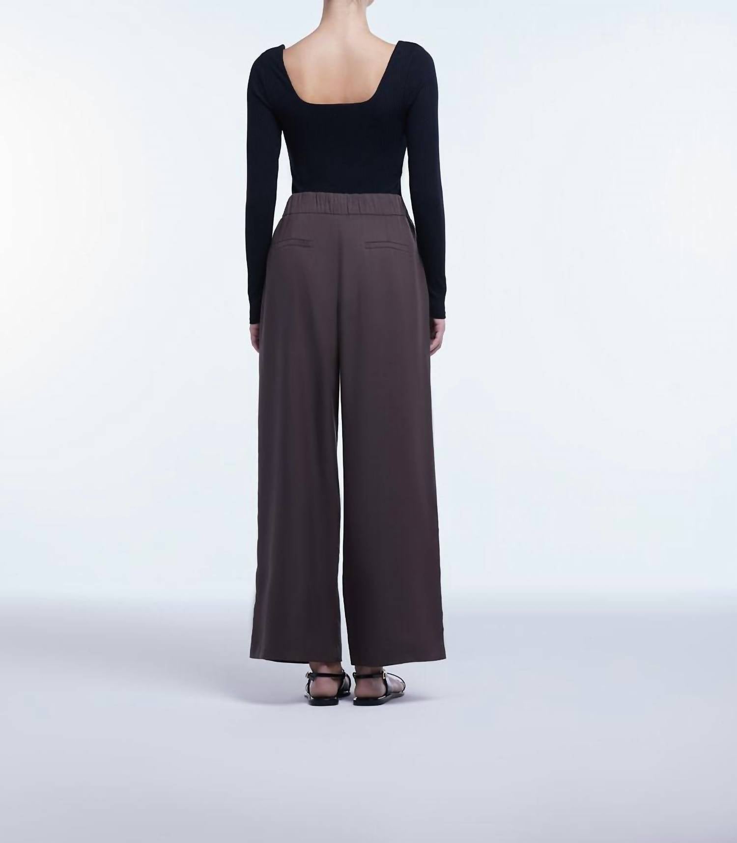 Dāl The Label - Relaxed Wide Leg Cropped Pants
