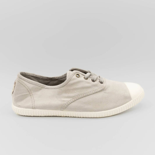 Women's Inglesa Tintada Puntera Sneaker