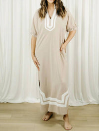 Entro - Bold Line Midi Dress