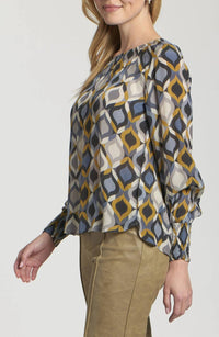 Apny - Printed Smocked Cuff Top