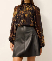 Marie Oliver - Scottie Top