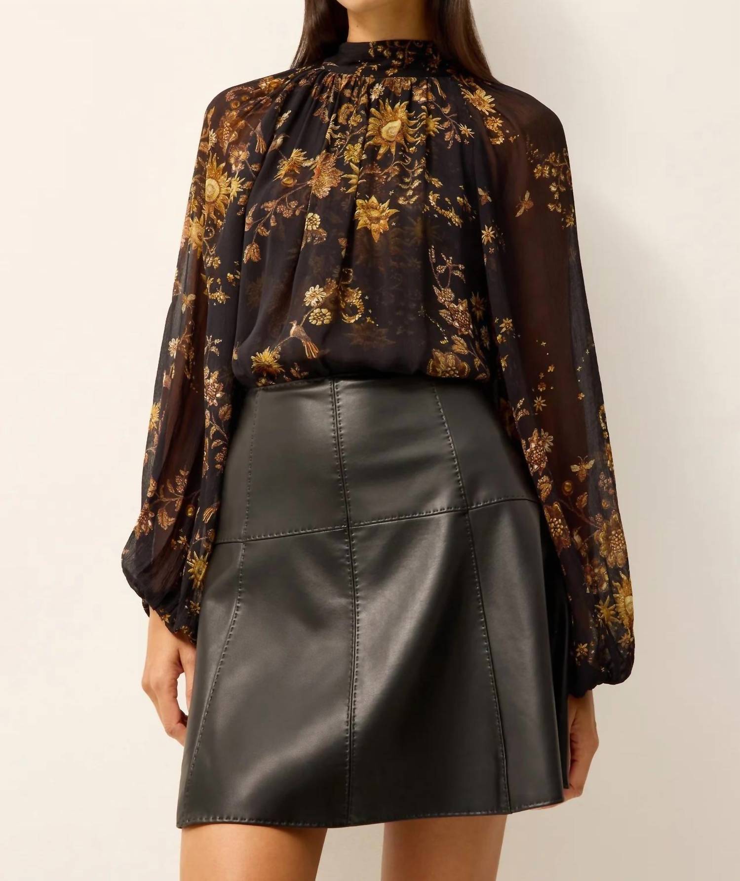 Marie Oliver - Scottie Top
