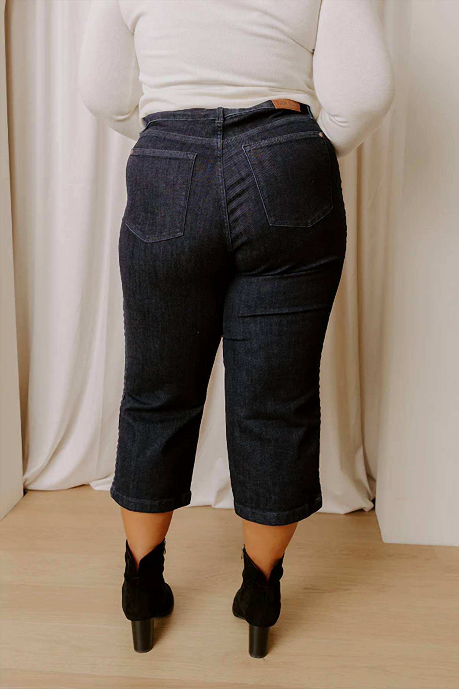 Judy Blue - Kinsley High Waist Wide Leg Jean - Plus
