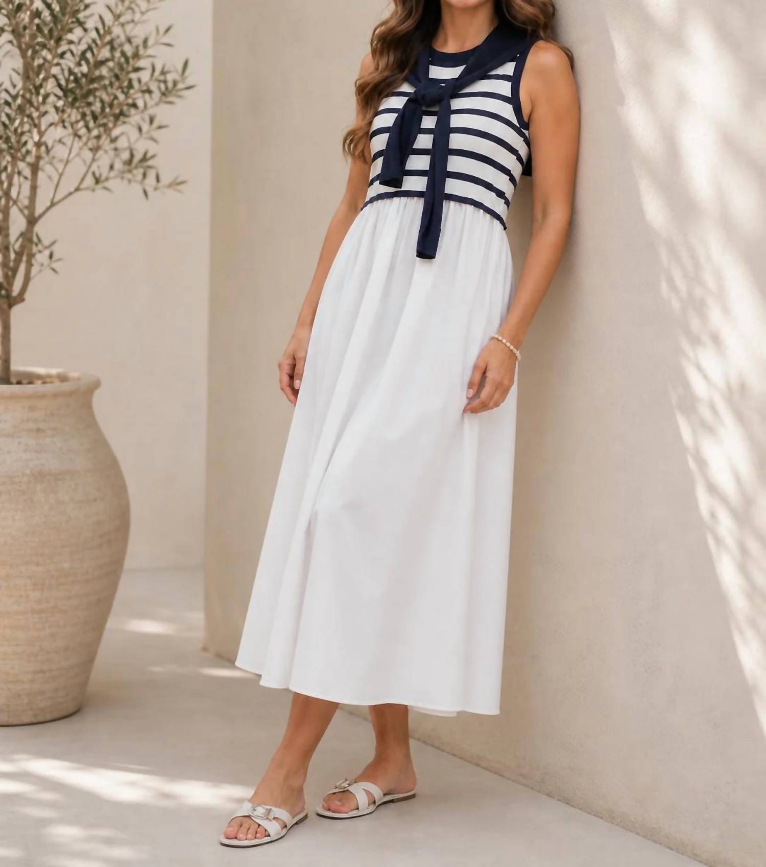 Entro - Over The Shoulder Dress