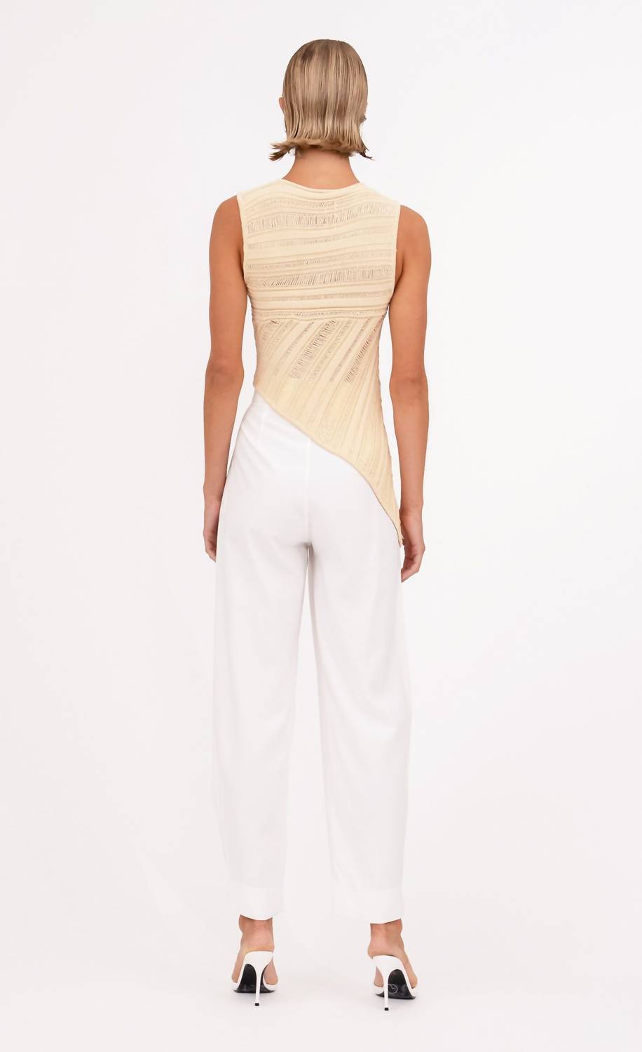 Nonchalant Label - Banks Sleeveless Top